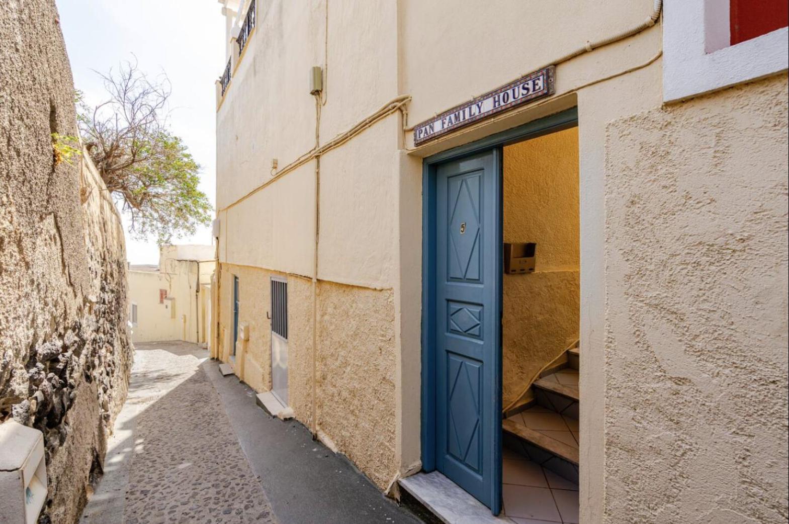 Pan Family House Διαμέρισμα Φηρά Εξωτερικό φωτογραφία